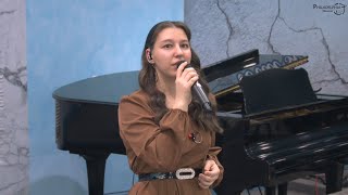 Video thumbnail of "Rănile Lui Isus // Jessica Henea"