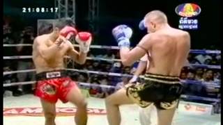 Kun Khmer - Sen Bunthen VS Cadiou Amourso (Italy) 72kg 5.31.2013