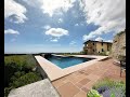 Villa con piscina e vista mare panoramica sulla costa di Forte dei Marmi.