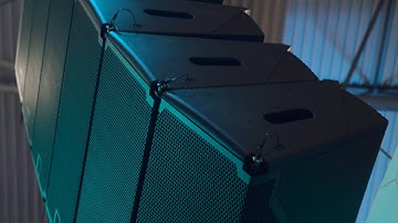 JBL SRX900 Powered Line Arrays & Subwoofers | Quick Look from Integrated Systems Europe