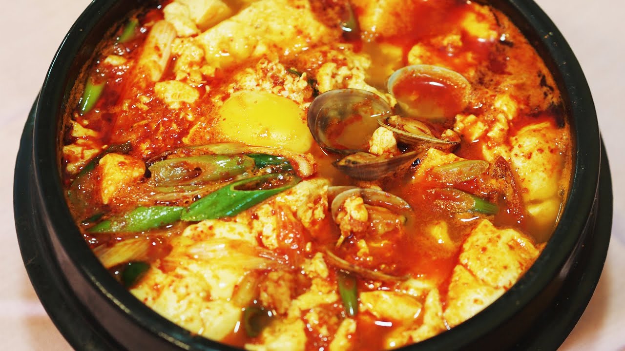 Risultati immagini per 순두부 찌개