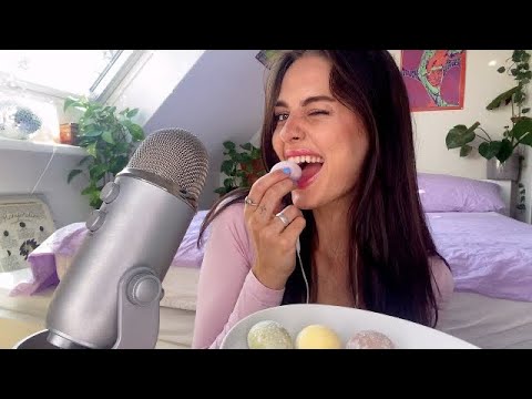 ASMR eating mochi ice🤤💗