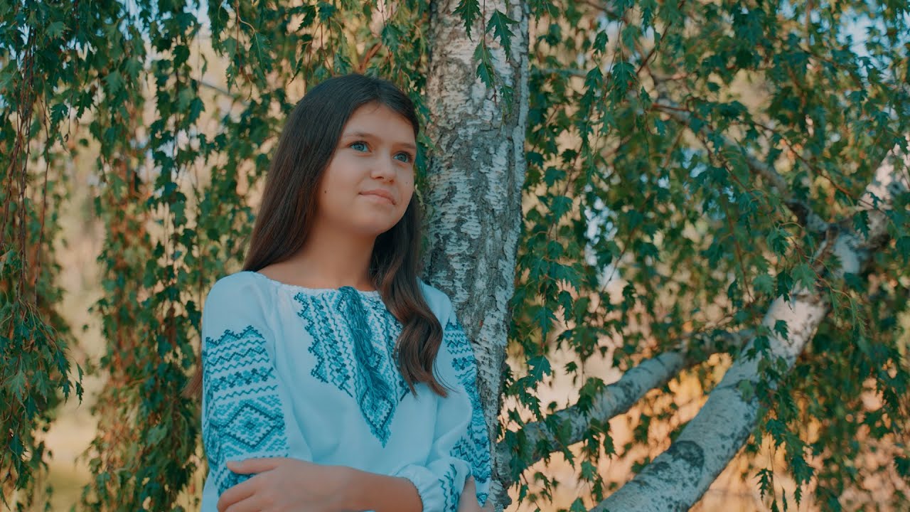 Боже, нас благослови | группа Луч Солнца | Премьера песни - YouTube