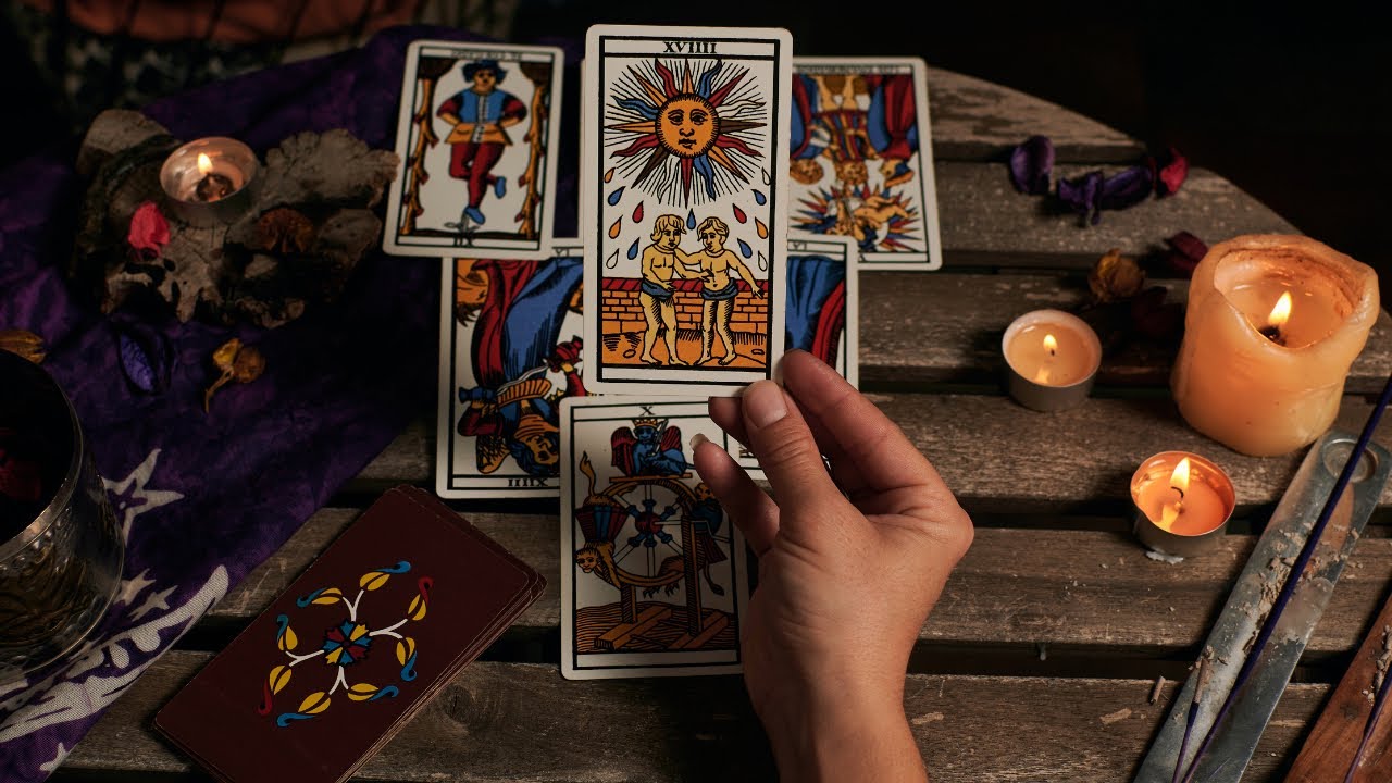 ΤΙ ΕΡΧΕΤΑΙ ΜΕΧΡΙ ΤΕΛΟΣ ΤΟΥ ΜΗΝΑ #fedramastertarot #ταρω #tarot