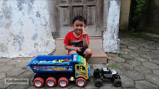 Ade bocil cari mainan kereta api thomas and friends