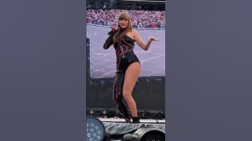 Taylor Swift Took Over the Stage! 💃✨ #ErasTour #shorts #taylorswift