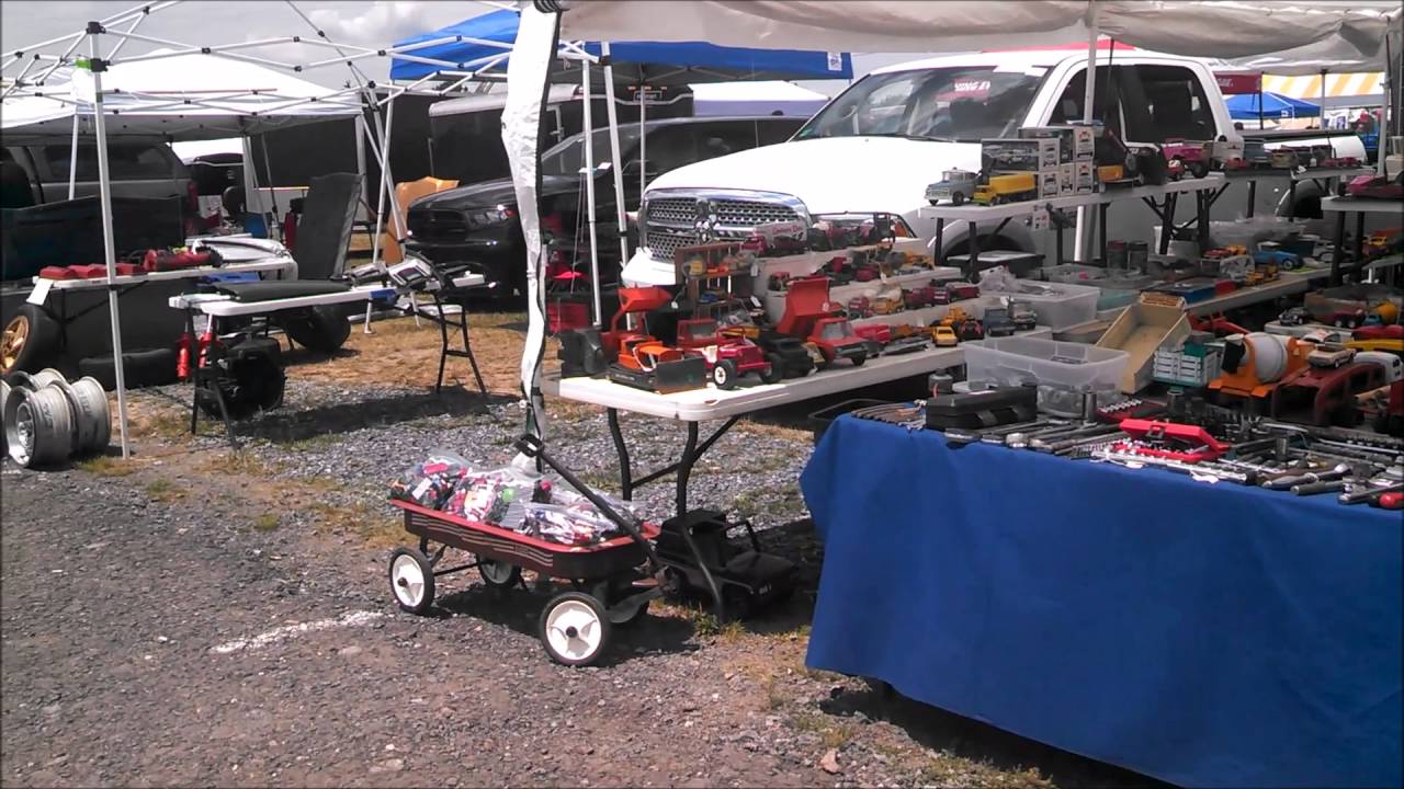 Walk About Flea Market At The 2016 Chrysler Nationals Carlisle PA YouTube walk-about-flea-market-at-the-2016-chrysler-nationals-carlisle-pa-youtube