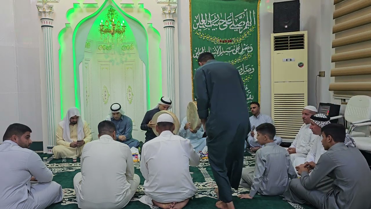 المداح شيخ فؤاد الشيخ صالح ابوخمرة في تكية الشيخ عبدالله الشيخ مجول ابوخمرة في سامراء