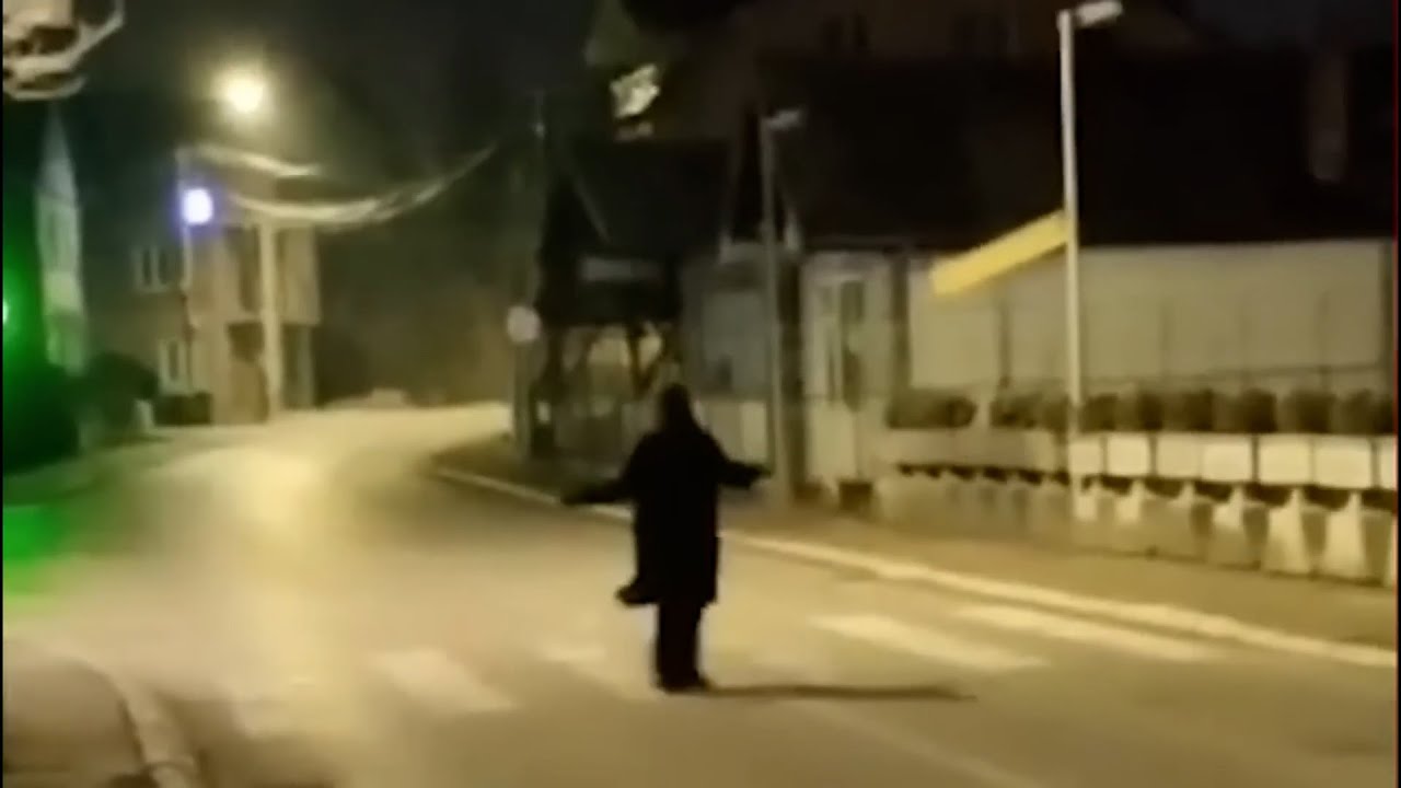 深夜看到这样诡异的女人，赶紧跑！都市传说：塞尔维亚舞女