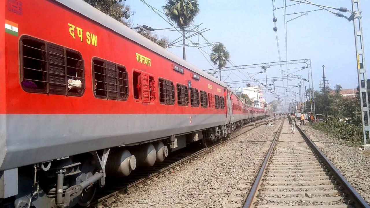 Anga Express hauled by Mighty Howrah WAP7 departs BhagalpurJn towards ...