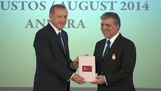 تركيا: أردوغان يتسلم مهامه من عبد الله غول