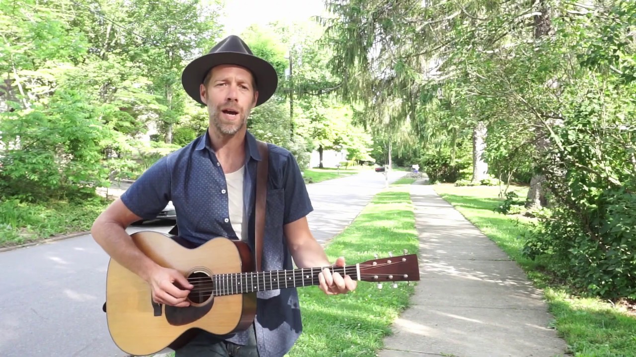 在 YouTube 上觀看「My Neighborhood | Graham Sharp」 在 YouTube 上觀看「My Neighborhood | Graham Sharp」