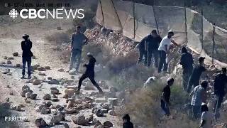 Israeli troops clash with Jewish settlers besieging homes in West Bank