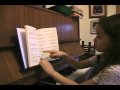 6 year old girl singing in 5 langauges