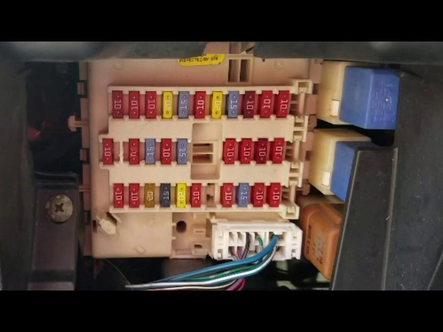 2006 nissan sentra cigarette lighter fuse location power outlet 2011 YouTube