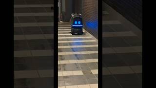 Robot Mopper for cleaning | Shopping malls | Swimming pools | Hospitals | #robot #robots