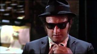 Video thumbnail of "The blues brothers sweet home chicago"