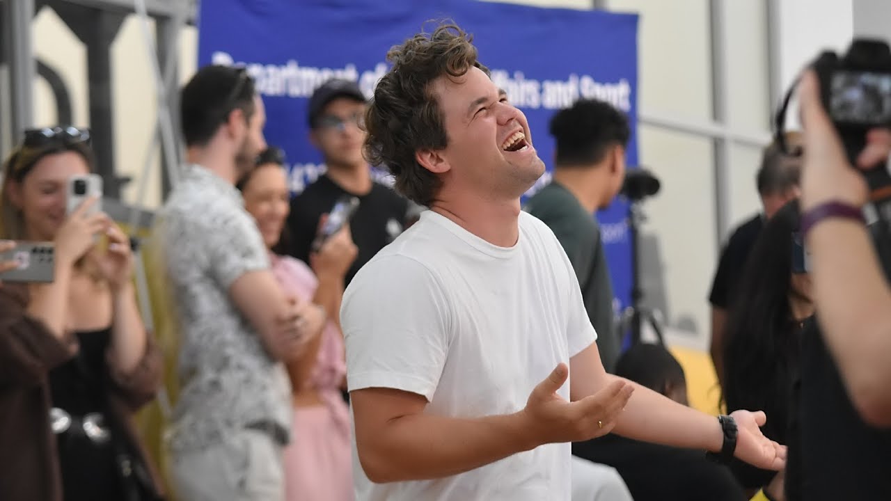 Magnus Carlsen Simul in Cape Town | Freestyle Chess Grand Slam Showcase