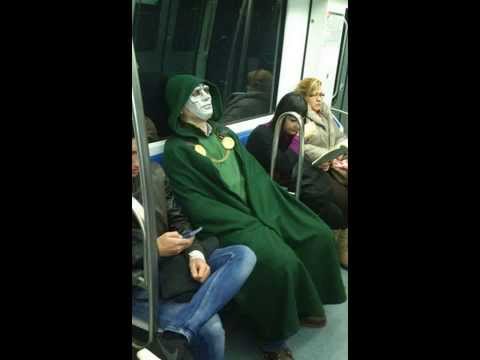 funny-things-you'll-see-on-public-transportation,-people-of-transit