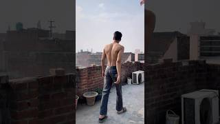 I papi 😉……………………..#fitness #motivation #flex #back