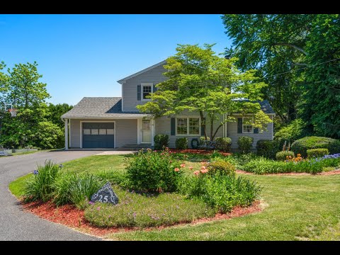 25 Everett Avenue, Belchertown, MA home video tour