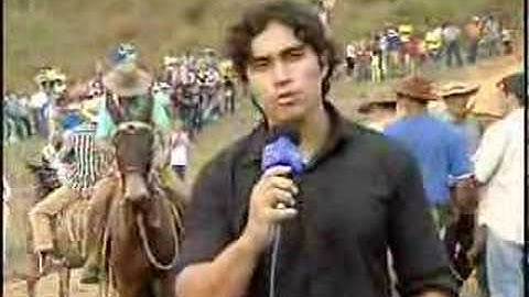 Acidente....Burro VS Mula