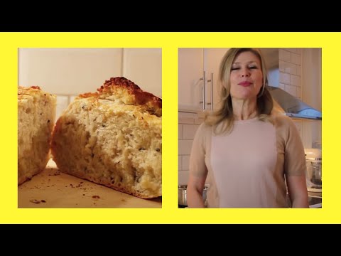 Video: Si Të Gatuajmë ëmbëlsira Me Bukë Të Shkurtër