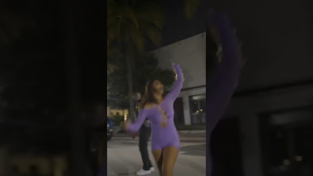 Minnie ran fast but Lysp got the chain 