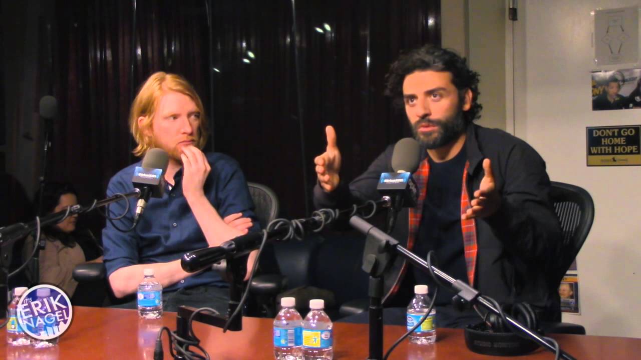 Оскар Айзек и Донал Глисон обсуждают «Ex Machina» [17.04.2015]