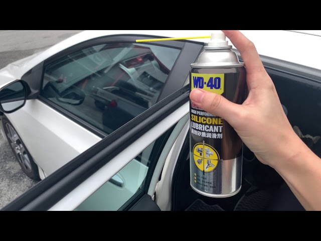 WD-40 Specialist Silicone Spray: All-Weather Protection - 400ml