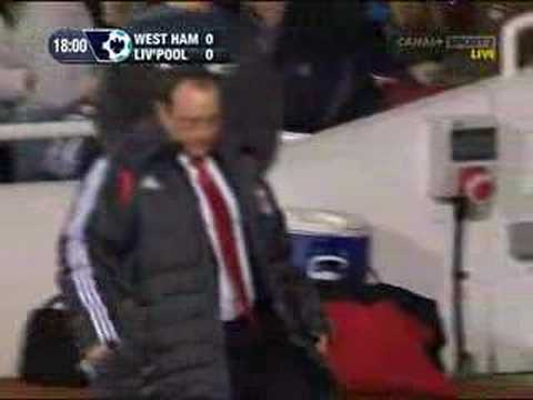 Rafa slips and falls vs West Ham