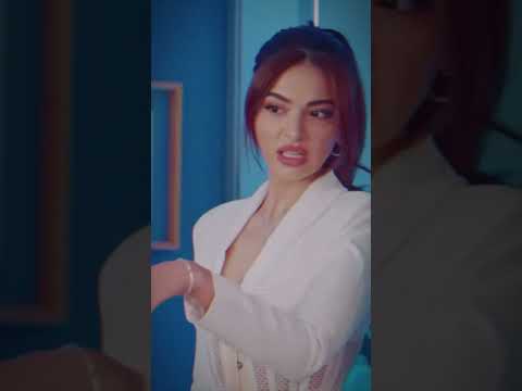 أنا حره وصوتي جاي من رأسي