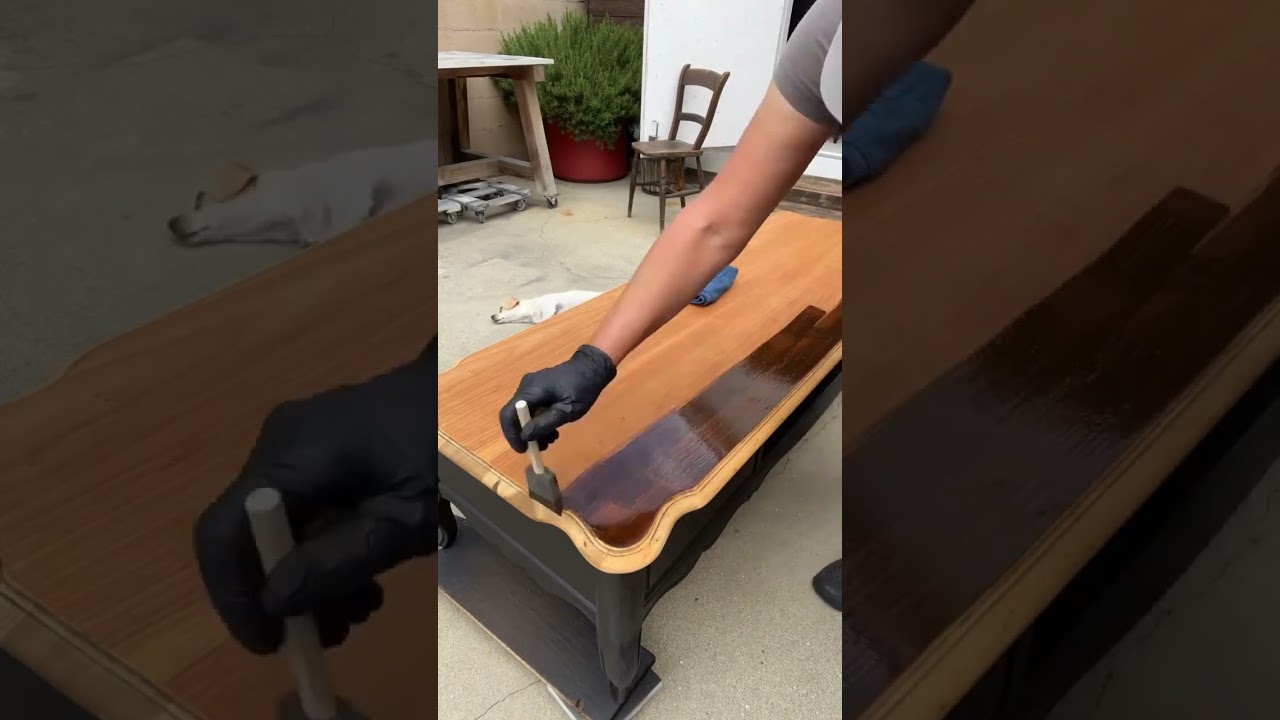 Watch as I update the outdated coffee table. Please help my channel grow, please 👍🏻 & subscribe ♥️