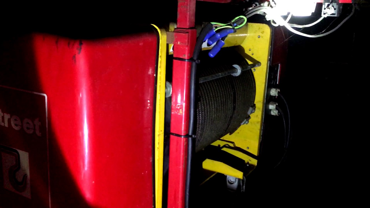 Lot 4 Street Cranes 5 tonne Underhung Gantry Crane