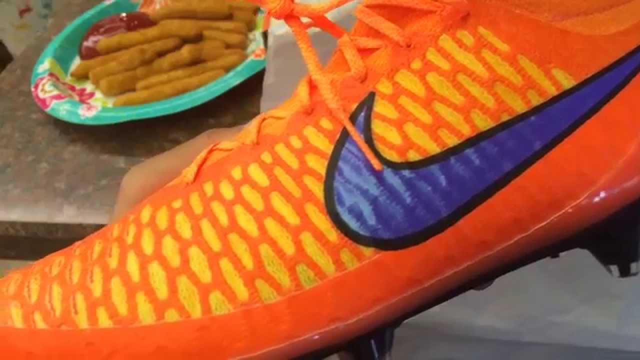 nike magista obra trainers review