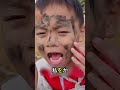 貧しい子はただお菓子が欲しかっただけ！