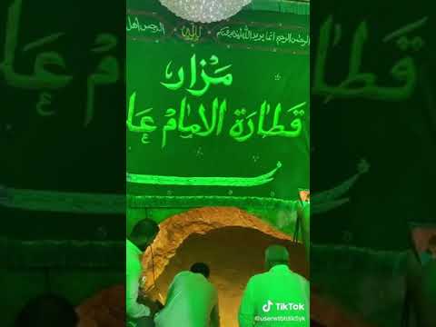 من داخل ضريح الإمام اين