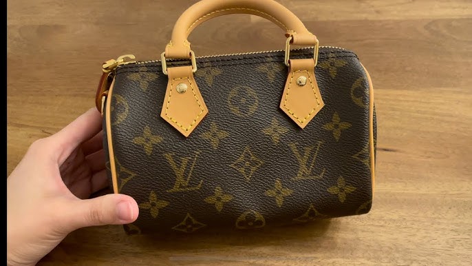 Whats in my @Louis Vuitton nano speedy bag!! This small is tiny but fi, nano speedy lv