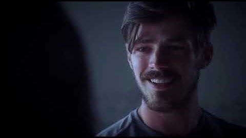 The Flash 4x01  Team Flash finds Barry