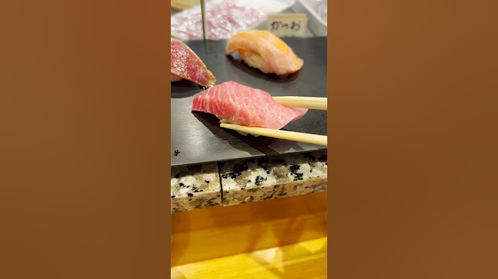 Must Try: Standing Sushi in Japan 🍣 🇯🇵