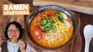 Ramen Végétarien : soupe de nouilles japonaise - Délicieux bol au bouillon profond