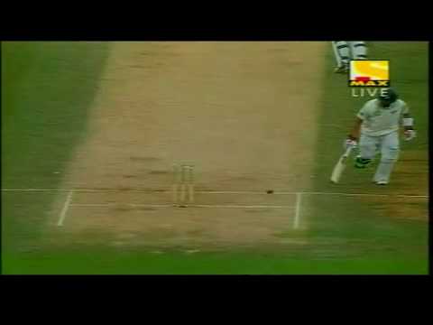 Unbelievable Run Out Is Happened | Australia vs New Zealand 1st Test Day 2 2010