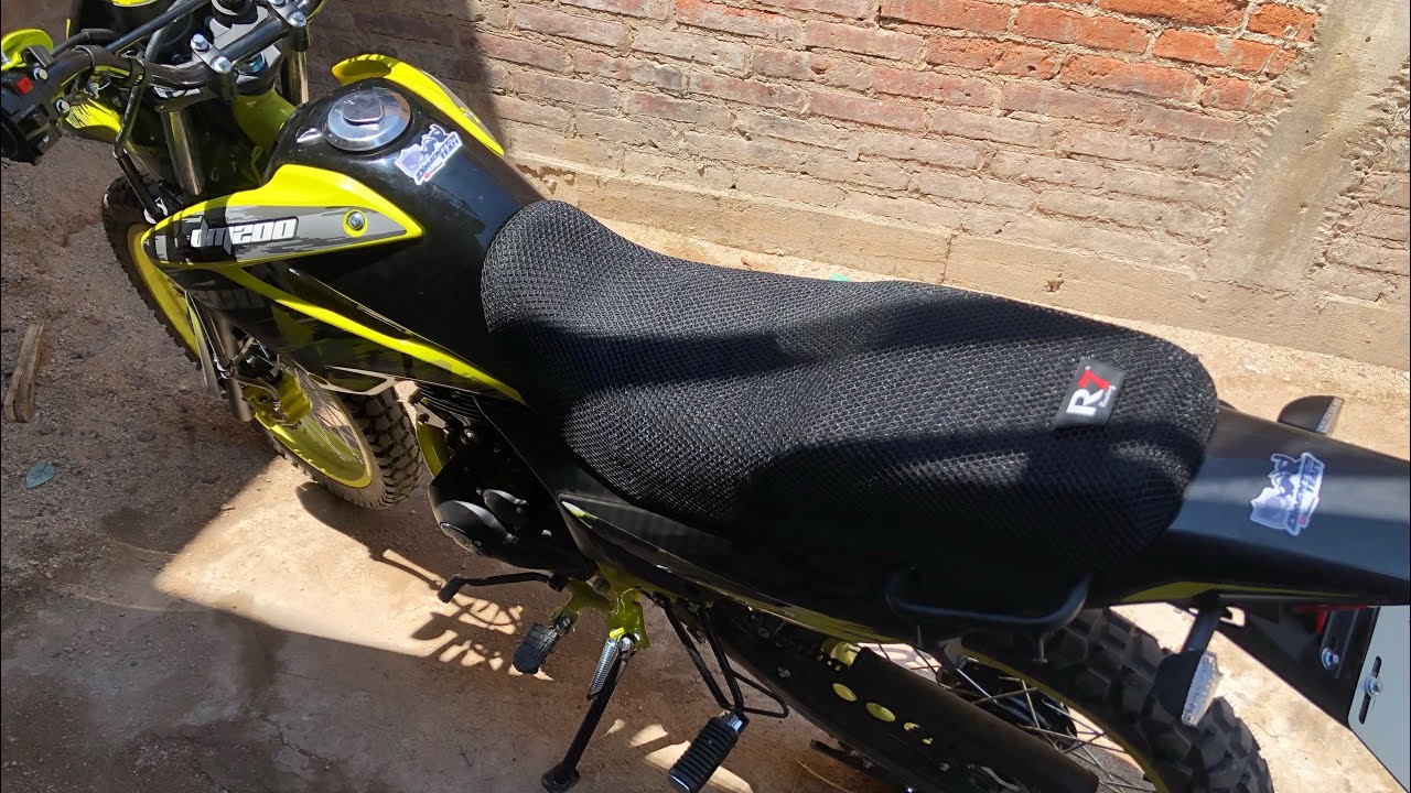 Ponle esta funda al asiento de tu moto y evita que se caliente o se rompa 