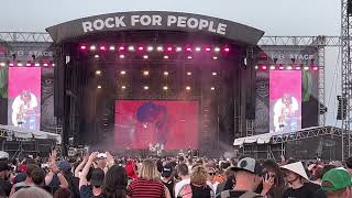 Weezer - Island in the Sun + Africa (Toto cover) (Live at Rock for People 2022, Hradec Kralove)
