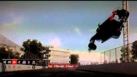 F1 2010 Crash Mclaren at Montreal