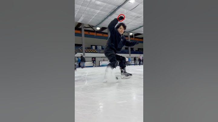 WELCHE SCHUHE SIND BESSER?😳⛸️ #kaishorts