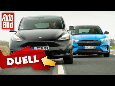 Tesla Model Y vs. Ford Mustang Mach-E GT (2022) | Zwei Elektro-SUV im Duell | mit Dennis Petermann