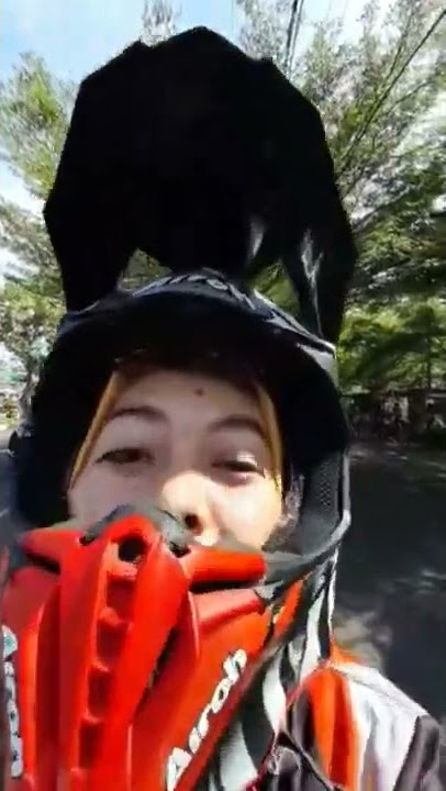 KATA-KATA CEWE CANTIK PEMBERANI / CEWE CANTIK TRABAS