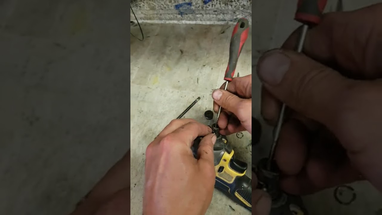 DeWALT Impact Driver Repair - Replacing the Driver Spring (DeWALT