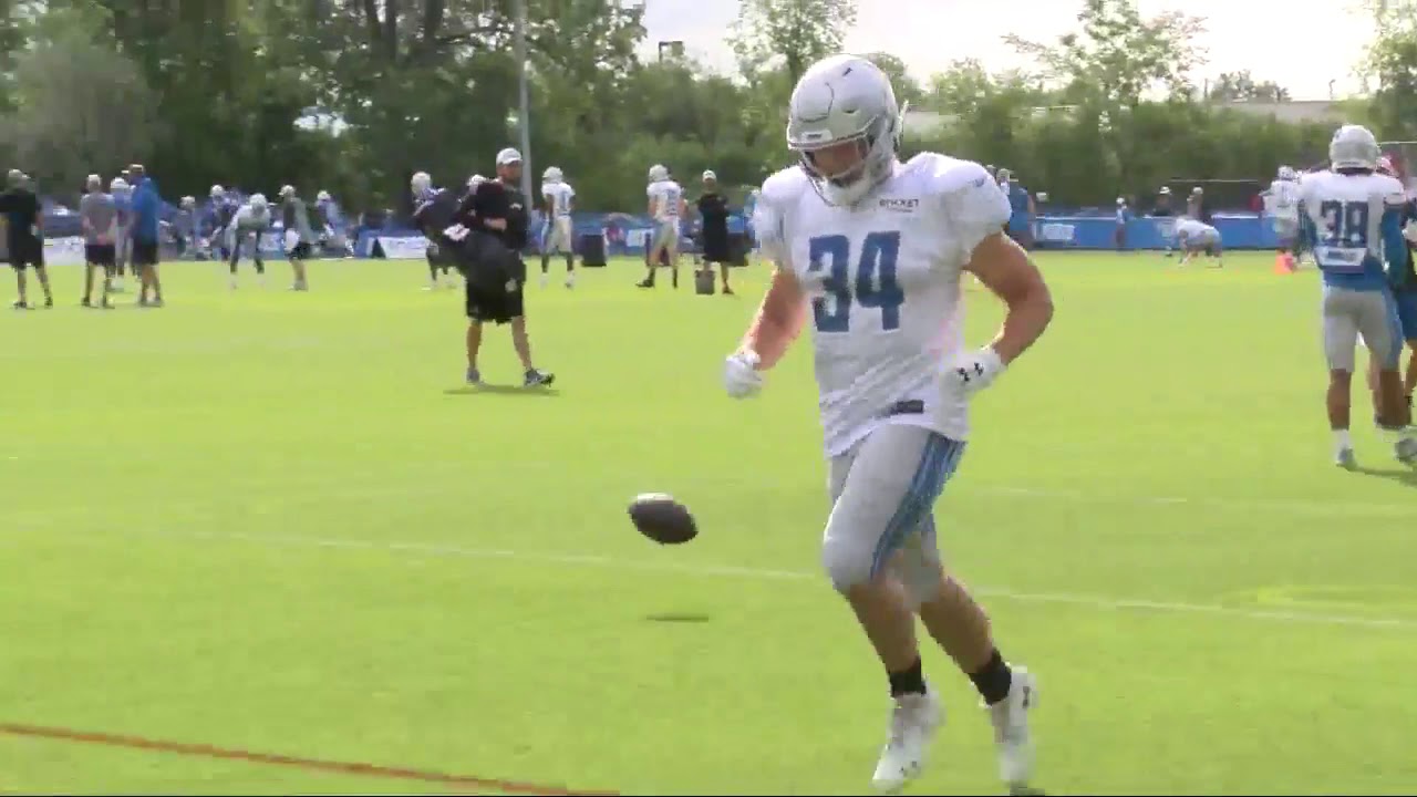 channel awesome Lions cut veteran running back Zach Zenner